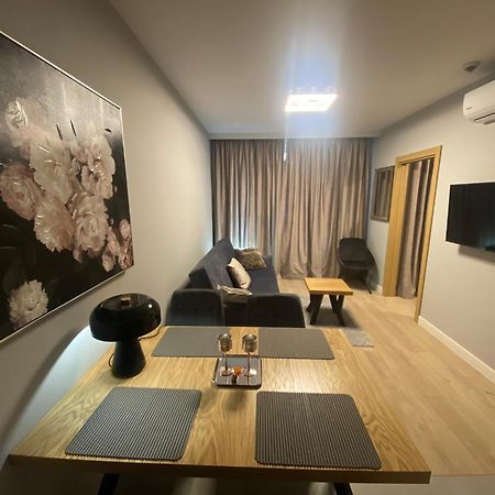 Wiktoryn 6 Piekne Nowe Apartamenty Z Duzymi Balkonami Варшава Экстерьер фото