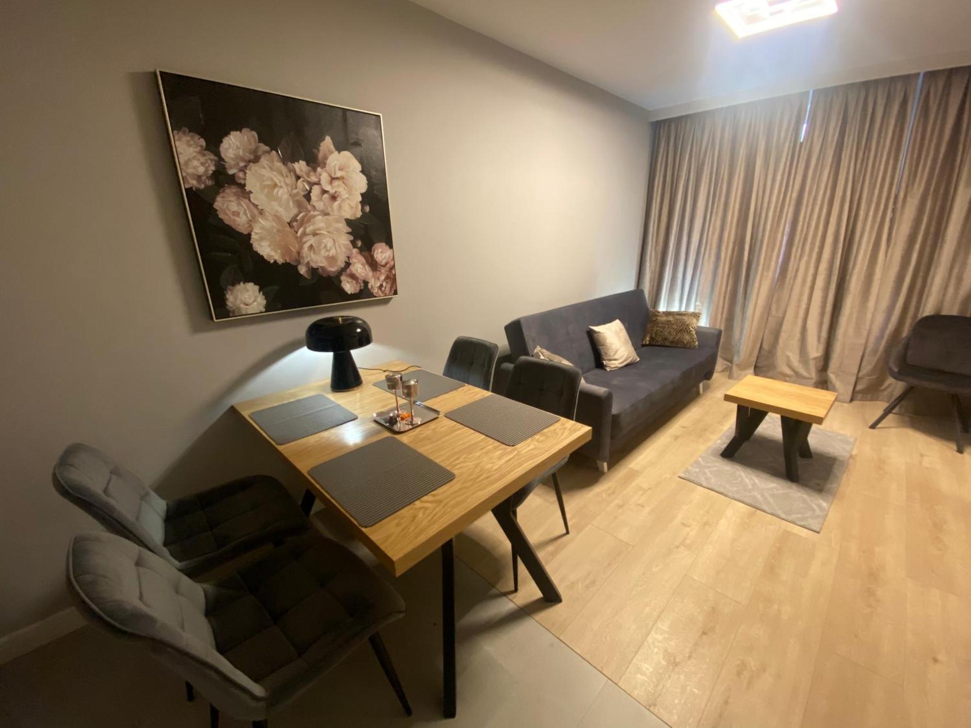 Wiktoryn 6 Piekne Nowe Apartamenty Z Duzymi Balkonami Варшава Экстерьер фото
