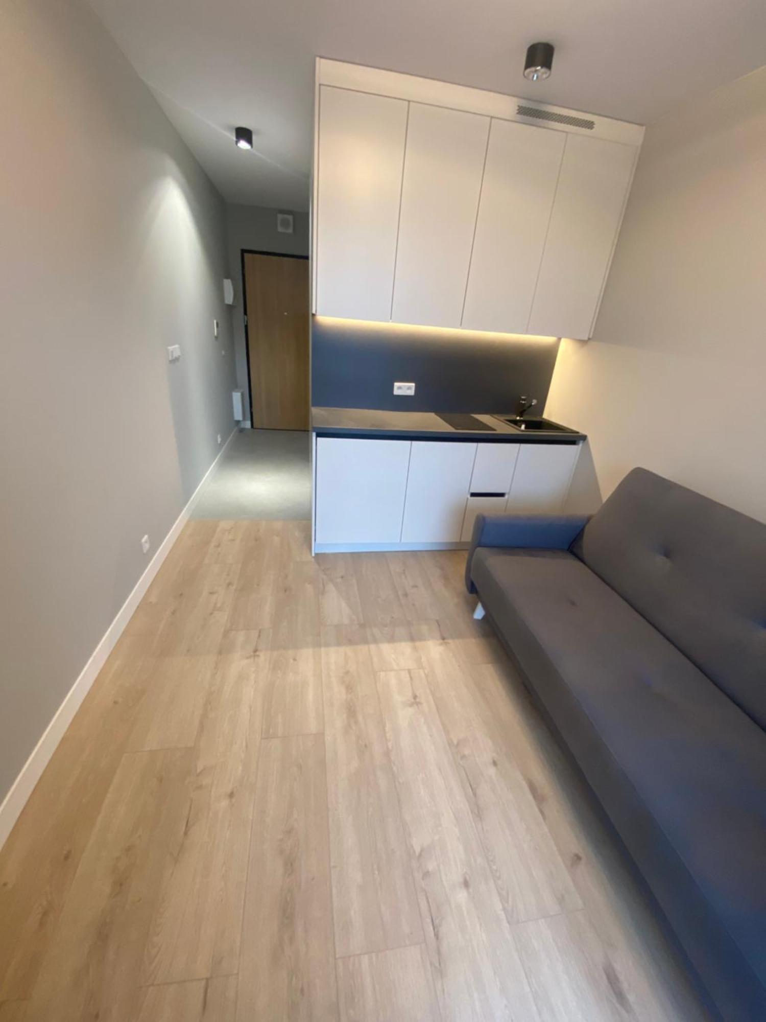 Wiktoryn 6 Piekne Nowe Apartamenty Z Duzymi Balkonami Варшава Экстерьер фото